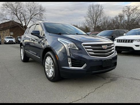 Used 2018 Cadillac XT5 FWD image 1