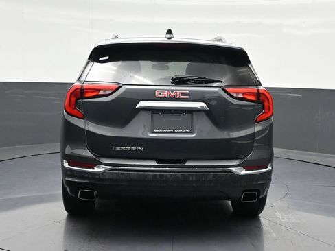 Used 2019 GMC Terrain SLT w/ Preferred Package image 4