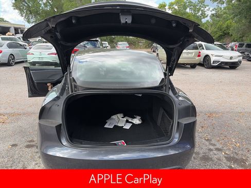 Used 2024 Tesla Model 3 Standard Range image 9