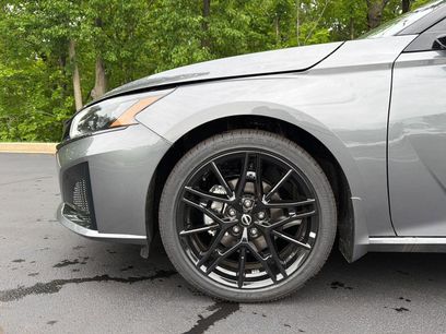 New 2026 Nissan Altima 2.5 SR w/ SR Midnight Edition Package