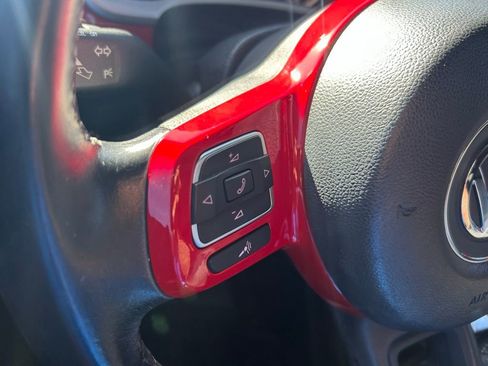 Used 2013 Volkswagen Beetle 2.5 image 18