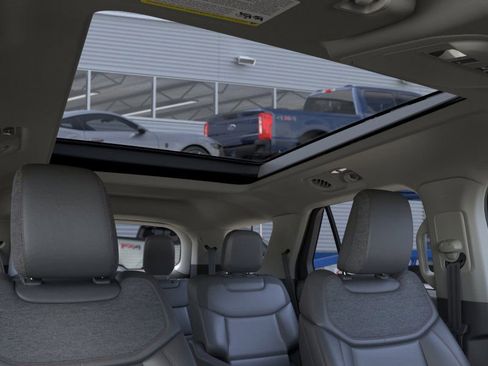 New 2026 Ford Explorer Active image 23
