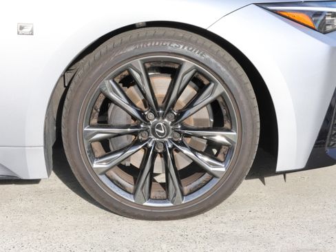Certified 2025 Lexus IS 350 F Sport image 11