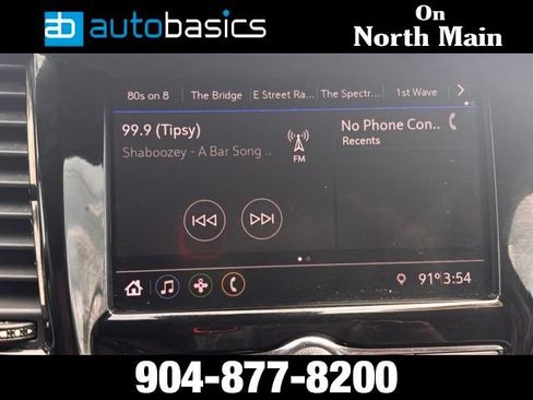 Used 2021 Chevrolet Trax LT FWD image 29