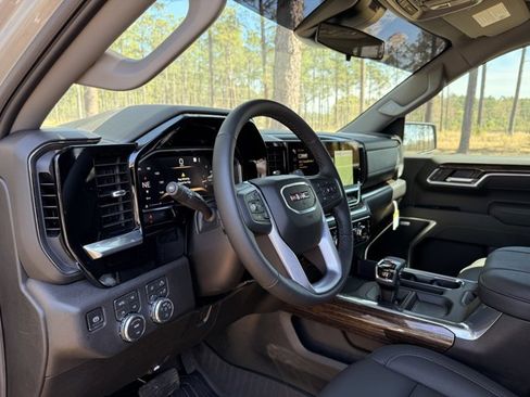 New 2026 GMC Sierra 1500 Elevation w/ Elevation Premium Package AWD/4WD image 15