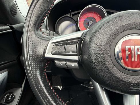 Used 2018 FIAT 124 Spider Abarth w/ Visibility Group image 17