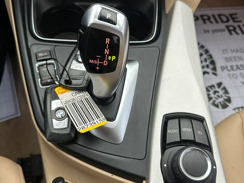 Used 2015 BMW 320i Sedan RWD image 6