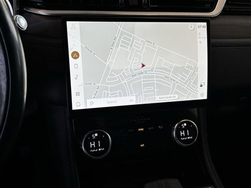 Used 2021 Jaguar F-PACE S image 27