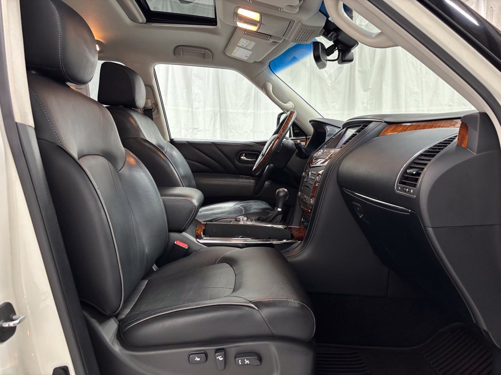 Used 2015 INFINITI QX80 4WD w/ Deluxe Technology Package image 62