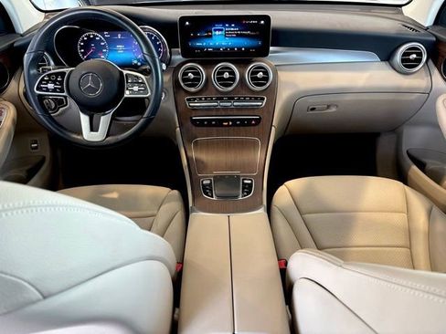 Used 2022 Mercedes-Benz GLC 300 4MATIC image 22