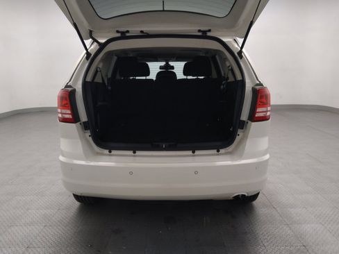 Used 2020 Dodge Journey SE FWD image 29