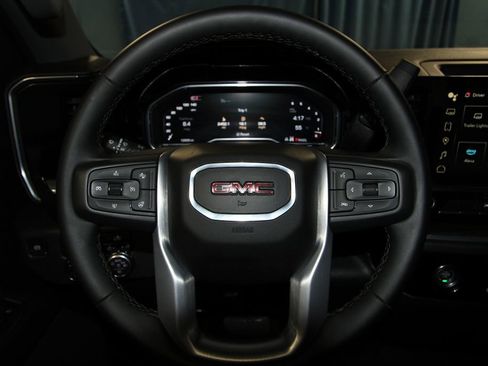 Used 2024 GMC Sierra 1500 Elevation image 11