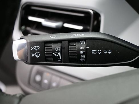 New 2027 Chevrolet Bolt LT w/ Comfort Package FWD image 26