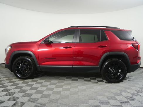 Used 2025 GMC Terrain Elevation w/ Black Edition AWD/4WD image 6