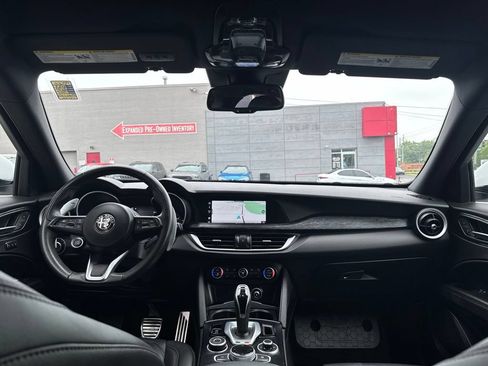 Used 2023 Alfa Romeo Stelvio Sprint AWD/4WD image 34