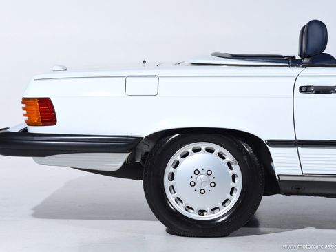 Used 1989 Mercedes-Benz 560 SL image 23