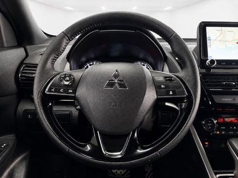 Used 2025 Mitsubishi Eclipse Cross AWD image 37