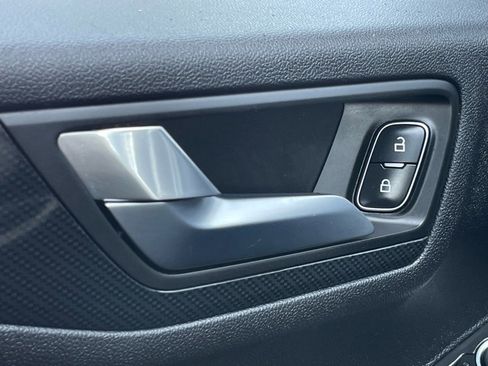 Used 2023 Ford Escape ST-Line image 13