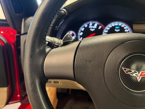 Used 2007 Chevrolet Corvette Convertible w/ Preferred Equipment Group image 13