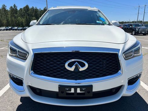 Used 2019 INFINITI QX60 Luxe w/ Sensory Package AWD/4WD image 8