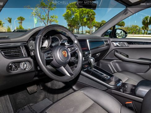 Used 2022 Porsche Macan S AWD/4WD image 5