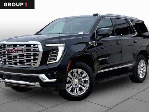Used 2025 GMC Yukon Denali AWD/4WD image 1