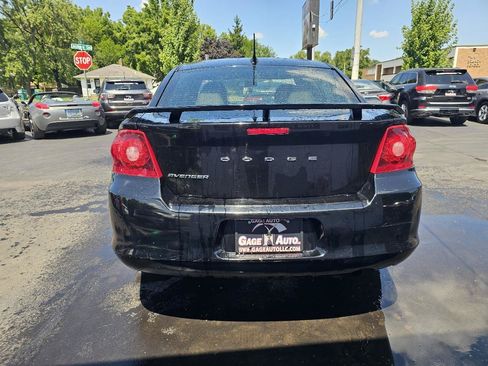 Used 2014 Dodge Avenger SE w/ Blacktop Package FWD image 10