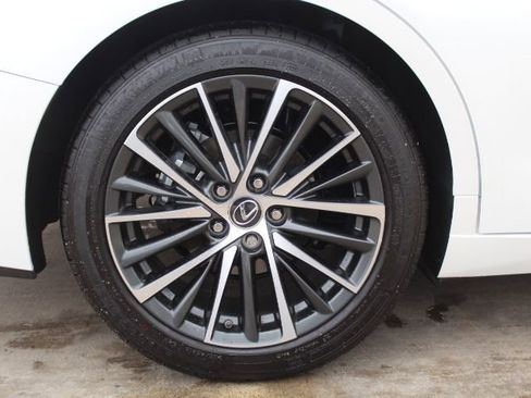 Used 2025 Lexus ES 350 350 image 9