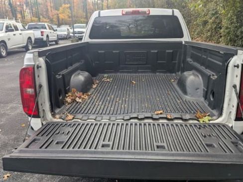 Used 2016 Chevrolet Colorado W/T image 13