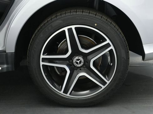 Used 2019 Mercedes-Benz GLE 400 4MATIC image 22