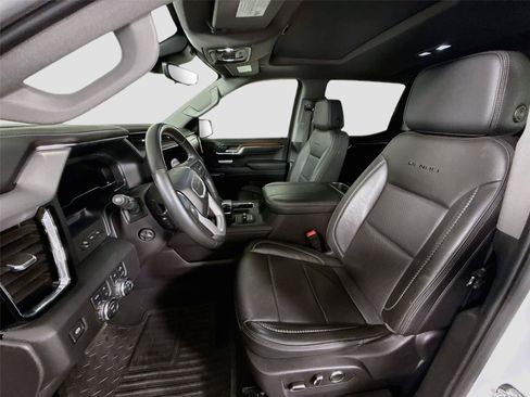 Used 2024 GMC Sierra 1500 Denali w/ Denali Reserve Package AWD/4WD image 16