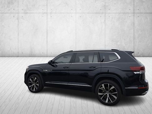Used 2024 Volkswagen Atlas SEL Premium R-Line image 8