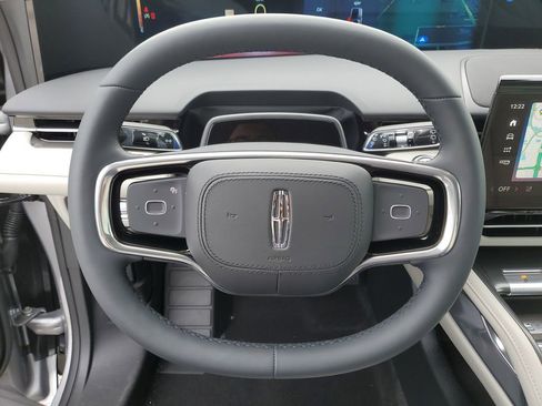 New 2026 Lincoln Nautilus Premier AWD/4WD image 22