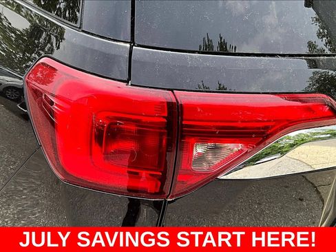 Used 2019 GMC Acadia Denali w/ Technology Package AWD/4WD image 30