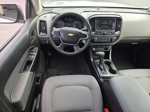 Used 2019 Chevrolet Colorado W/T w/ WT Convenience Package AWD/4WD image 20