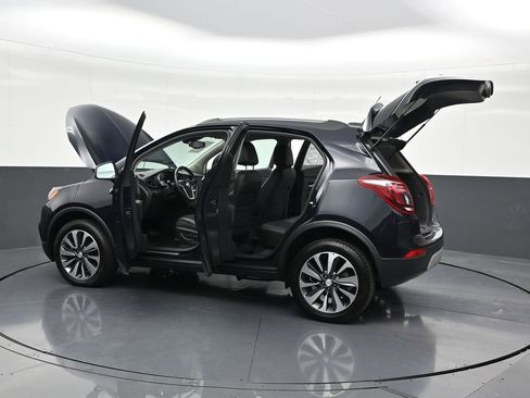 Used 2022 Buick Encore Preferred w/ Safety Package image 35
