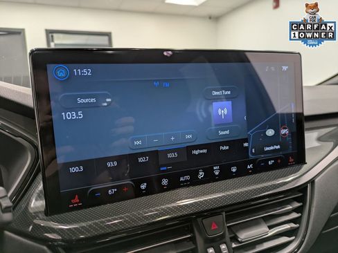 Used 2024 Ford Escape ST-Line w/ Tech Pack #1 AWD/4WD image 13