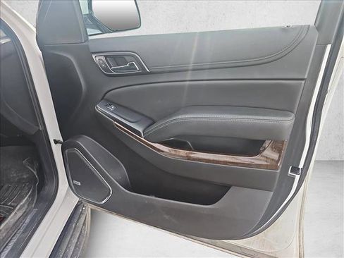 Used 2019 Chevrolet Tahoe LT image 20