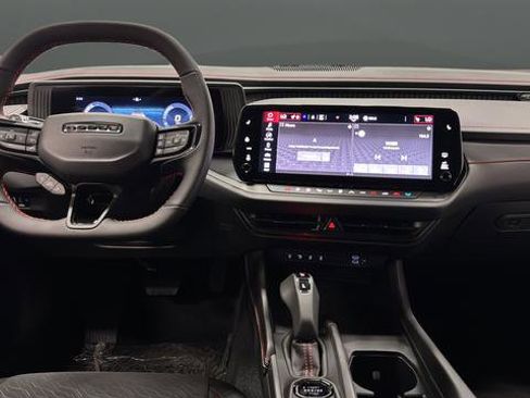 New 2026 Dodge Charger R/T AWD/4WD image 11