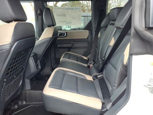 New 2026 Ford Bronco Big Bend w/ Black Diamond Package AWD/4WD image 10