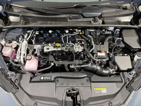 Used 2023 Toyota Prius Prime FWD image 9