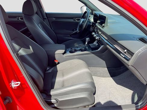 Used 2025 Honda Civic Sport image 26