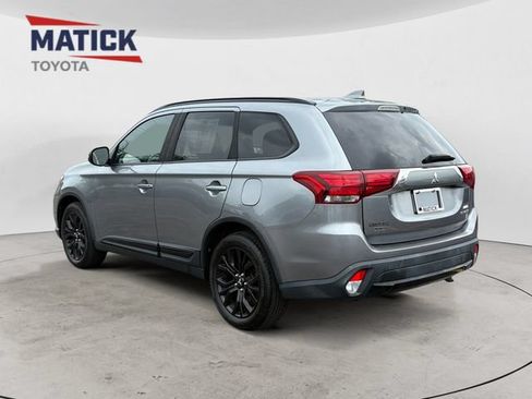 Used 2018 Mitsubishi Outlander SE FWD image 5