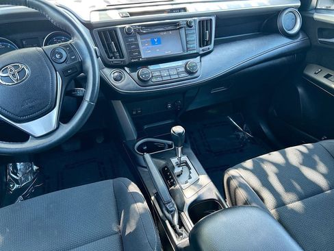 Used 2017 Toyota RAV4 XLE w/ Plus Extra Value Package FWD image 22