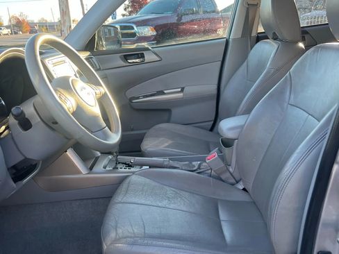 Used 2010 Subaru Forester 2.5X Limited image 10