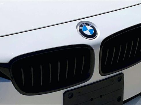 Used 2015 BMW 328i Sedan RWD image 28