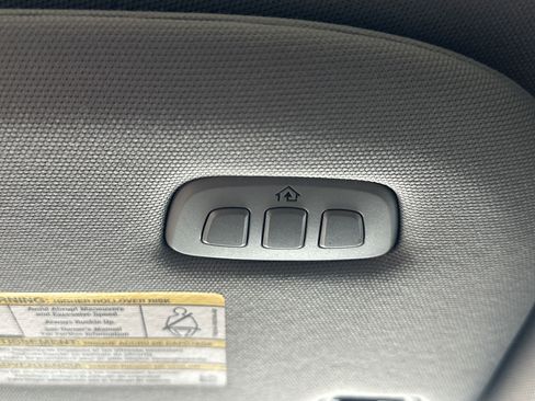 Certified 2022 Ford F150 Lariat w/ Equipment Group 502A High image 40