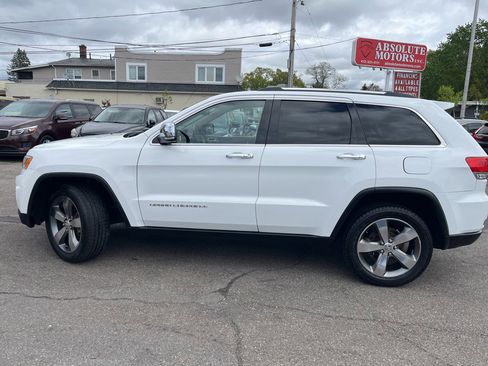 Used 2015 Jeep Grand Cherokee Limited AWD/4WD image 8