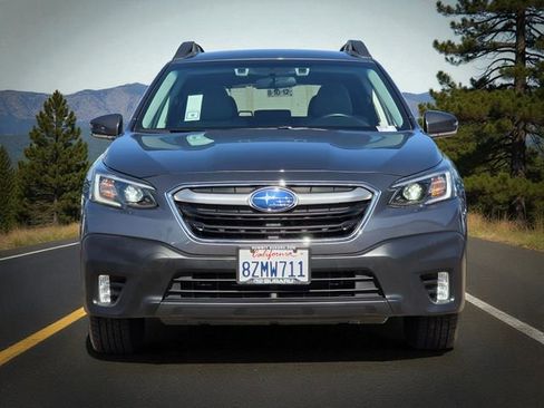 Certified 2022 Subaru Outback Premium image 3