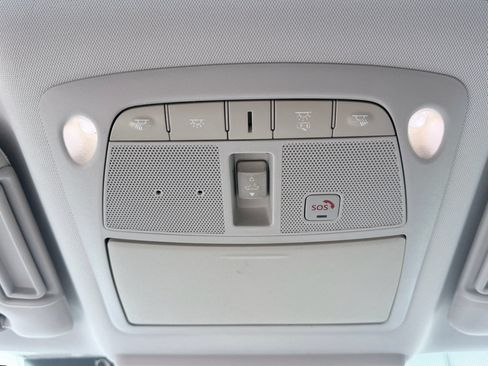 Used 2020 Nissan Armada SL w/ Premium Package RWD image 18